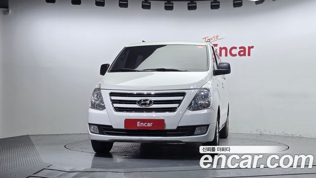 Hyundai Starex 2017 — photo 3