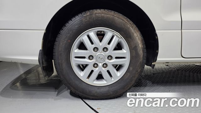 Hyundai Starex 2017 — photo 5