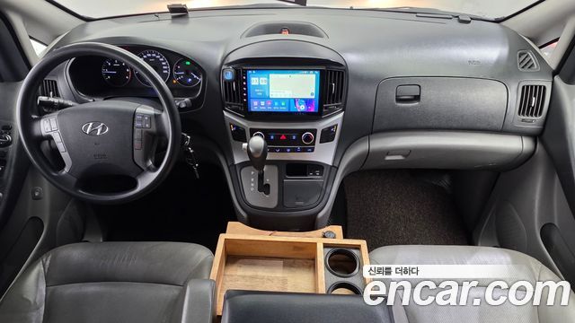 Hyundai Starex 2017 — photo 7