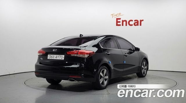 Kia K3 2018 — photo 2