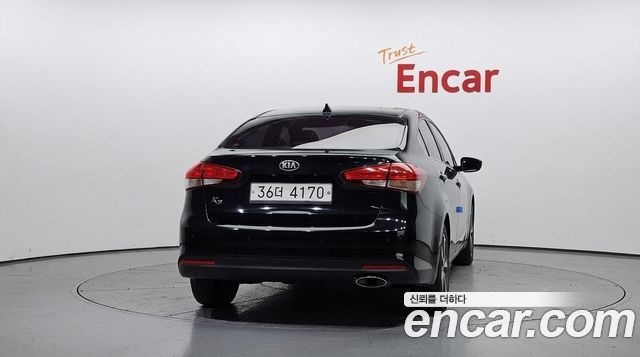 Kia K3 2018 — photo 4