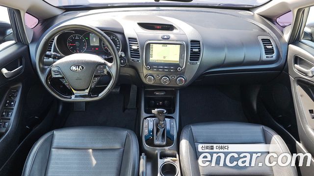 Kia K3 2018 — photo 7