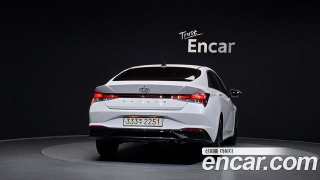 Hyundai AVANTE 2023 — photo 4