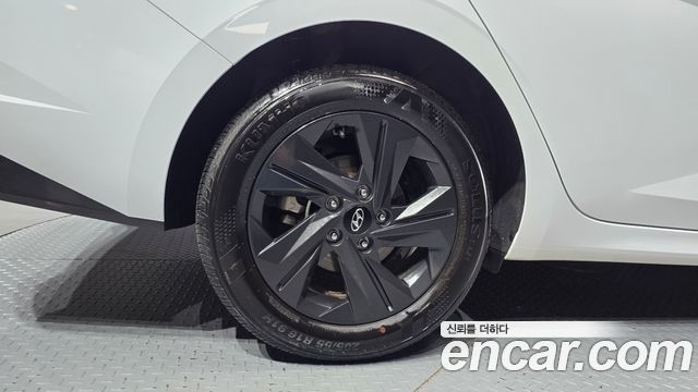 Hyundai AVANTE 2023 — photo 5