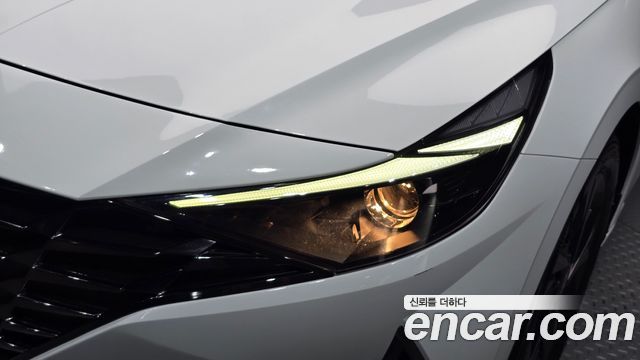 Hyundai AVANTE 2023 — photo 8
