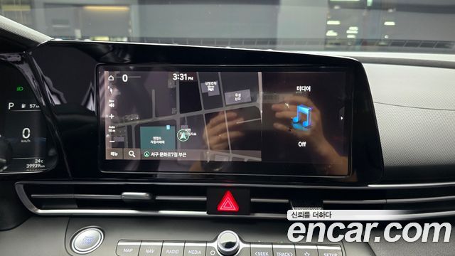 Hyundai AVANTE 2023 — photo 30