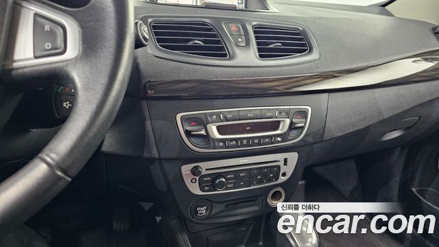 Renault Korea SM3 2014 — photo 17