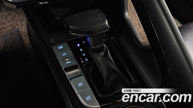 Hyundai AVANTE 2021 — photo 9
