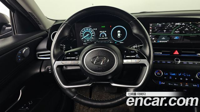 Hyundai AVANTE 2021 — photo 13