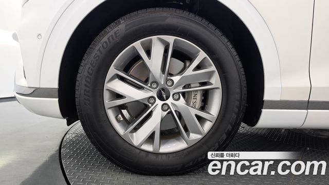 Genesis GV70 2025 — photo 5