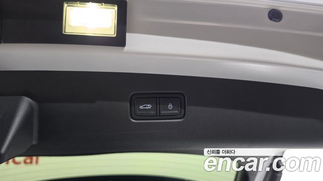 Genesis GV70 2025 — photo 22