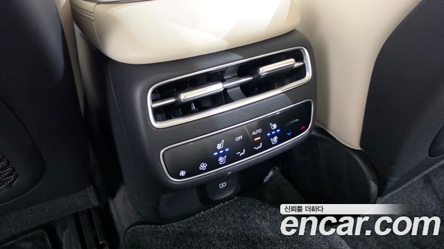 Genesis GV70 2025 — photo 25