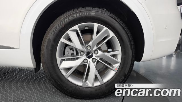 Genesis GV70 2025 — photo 7