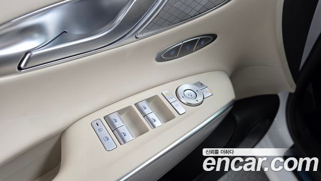 Genesis GV70 2025 — photo 28