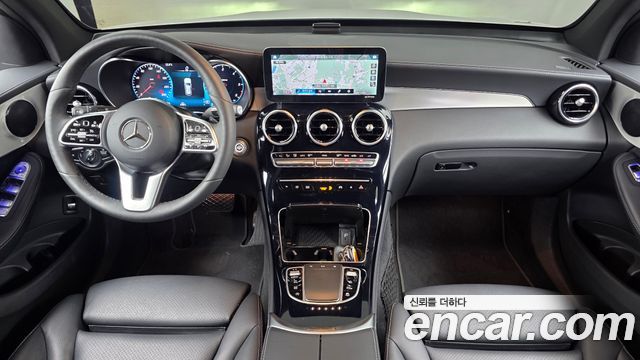 Mercedes-Benz GLC-Class 2020 — photo 10