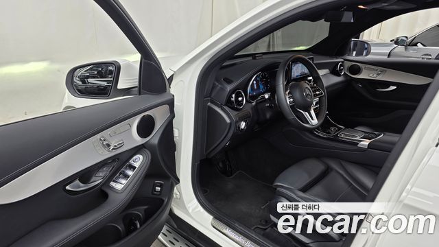 Mercedes-Benz GLC-Class 2020 — photo 13