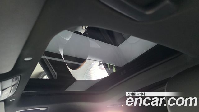 Mercedes-Benz GLC-Class 2020 — photo 25