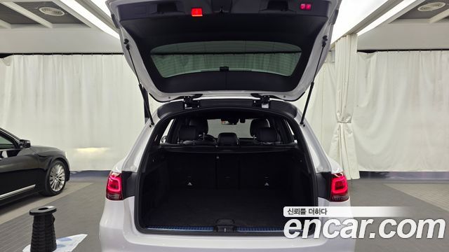 Mercedes-Benz GLC-Class 2020 — photo 26