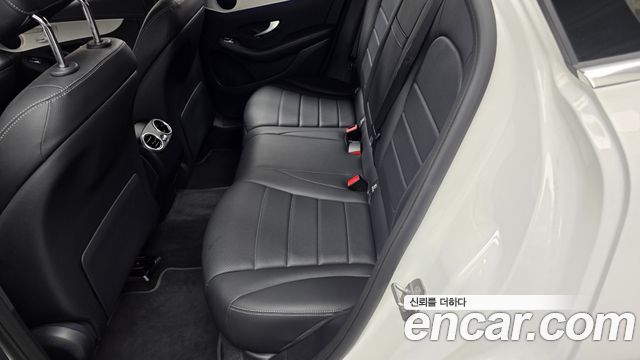 Mercedes-Benz GLC-Class 2020 — photo 16
