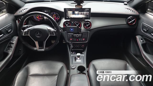 Mercedes-Benz GLA-Class 2015 — photo 10
