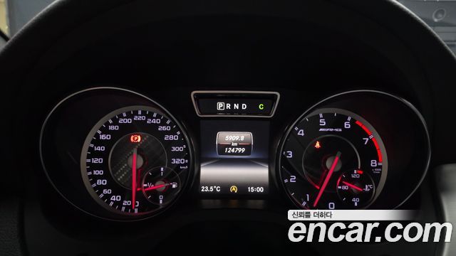Mercedes-Benz GLA-Class 2015 — photo 11