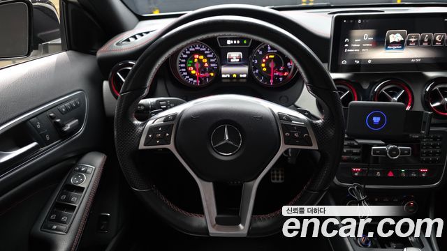 Mercedes-Benz GLA-Class 2015 — photo 19