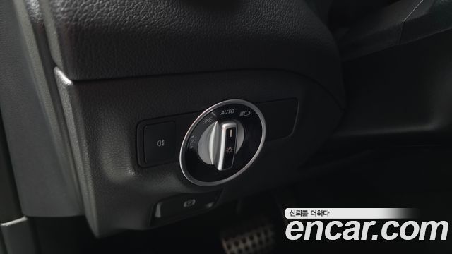 Mercedes-Benz GLA-Class 2015 — photo 26