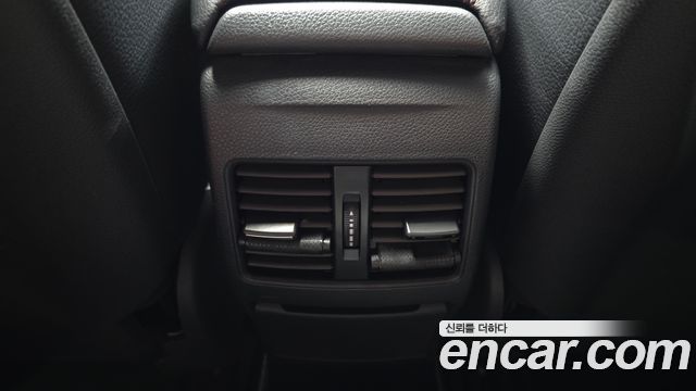 Mercedes-Benz GLA-Class 2015 — photo 29