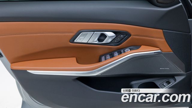 BMW 3-Series 2025 — photo 13