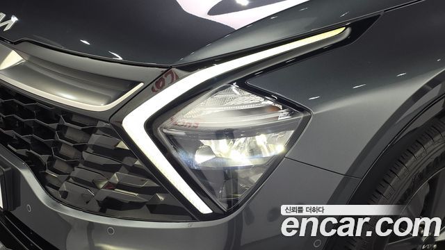 Kia Sportage 2022 — photo 8