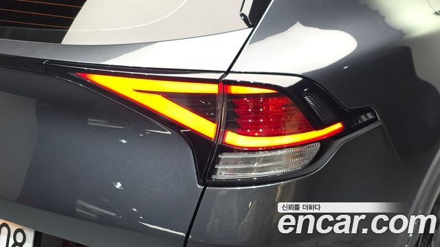 Kia Sportage 2022 — photo 9