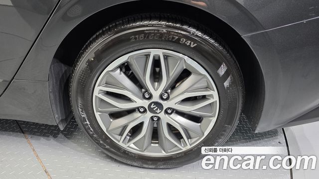 Kia K5 2020 — photo 7