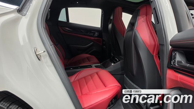 Porsche Panamera 2025 — photo 17