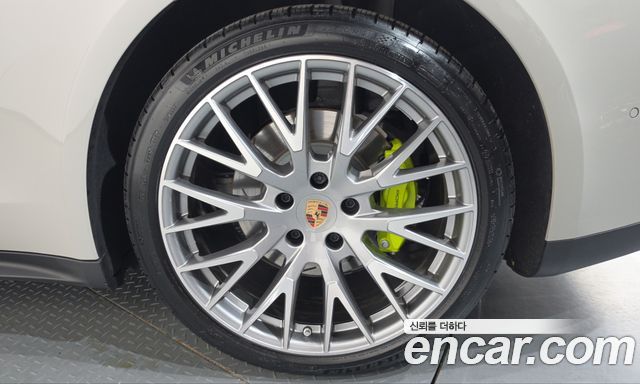 Porsche Panamera 2025 — photo 7