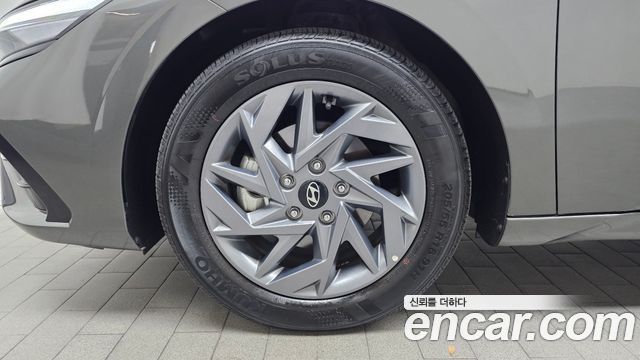 Hyundai AVANTE 2024 — photo 5