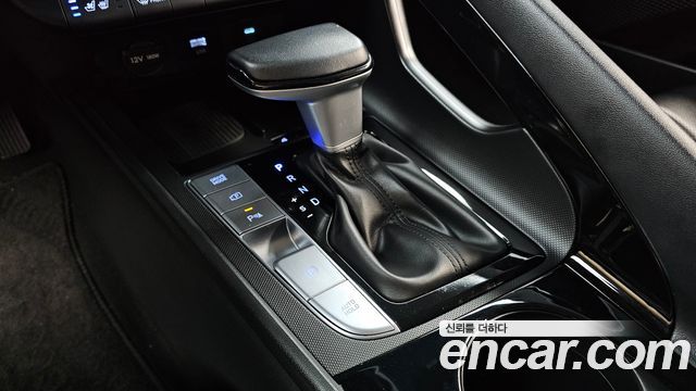 Hyundai AVANTE 2024 — photo 12