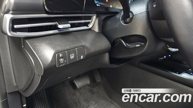 Hyundai AVANTE 2024 — photo 25
