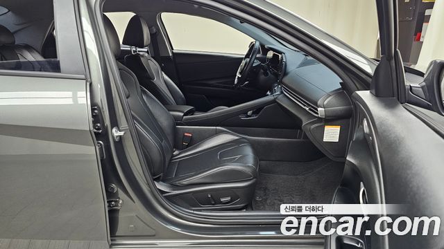 Hyundai AVANTE 2024 — photo 16