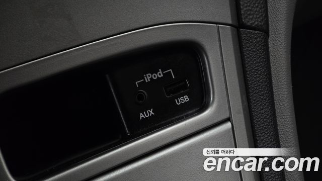 Hyundai Starex 2014 — photo 17