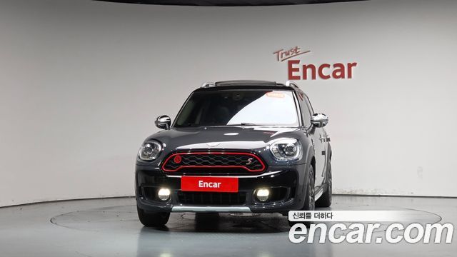 Mini Countryman 2018 — photo 3