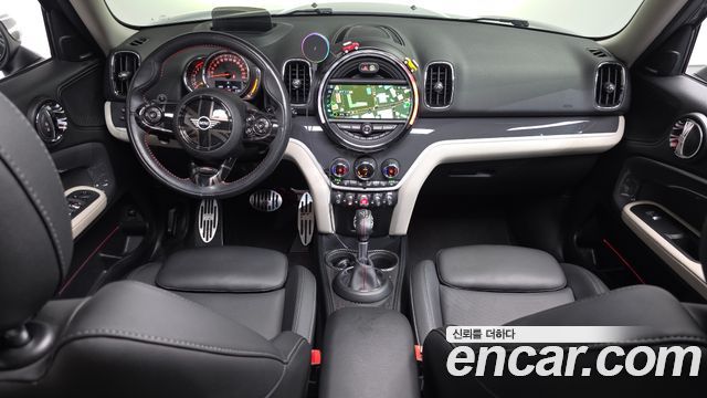 Mini Countryman 2018 — photo 10