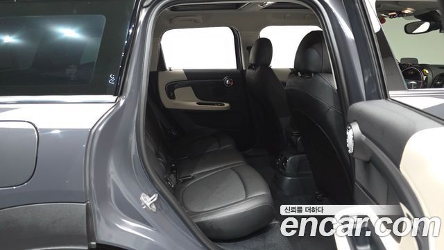 Mini Countryman 2018 — photo 17