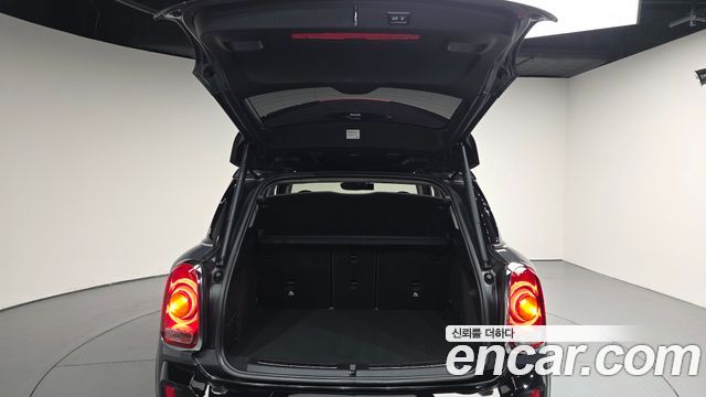 Mini Countryman 2018 — photo 26