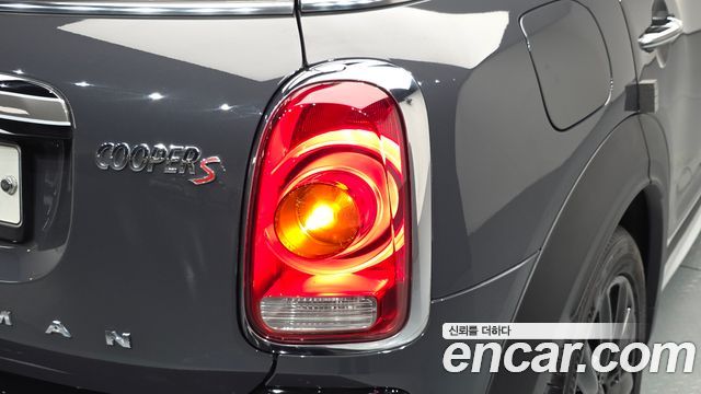 Mini Countryman 2018 — photo 9