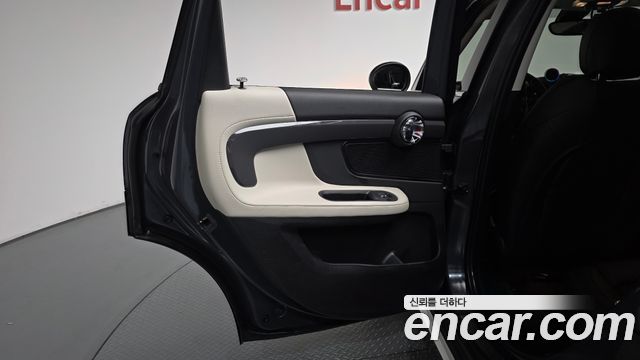 Mini Countryman 2018 — photo 15