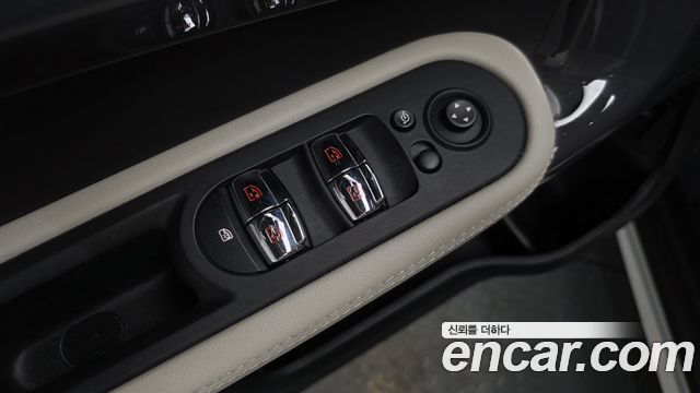 Mini Countryman 2018 — photo 34