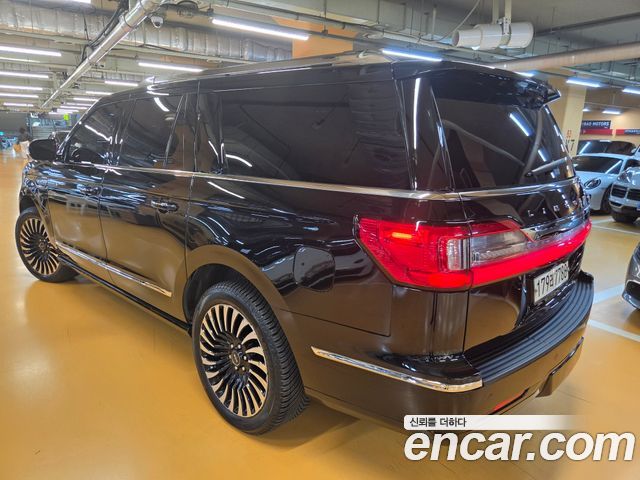 Lincoln Navigator 2020 — photo 4