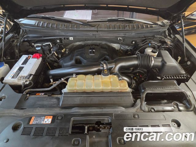 Lincoln Navigator 2020 — photo 15