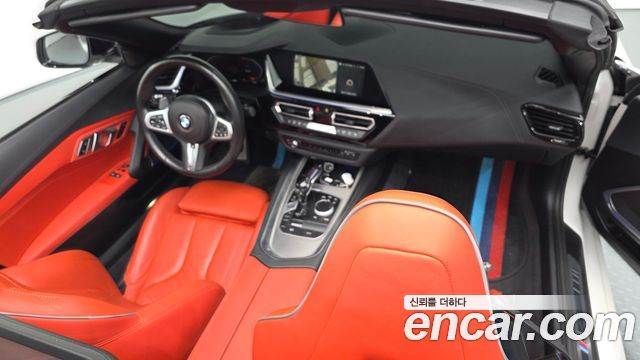 BMW Z4 2021 — photo 10