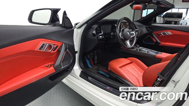 BMW Z4 2021 — photo 13